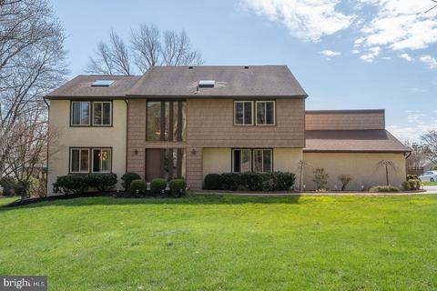 100 Drakes Drum Dr, Bryn Mawr, PA 19010