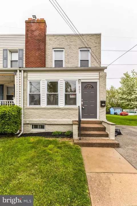 203 E Rodgers St, Ridley Park, PA 19078
