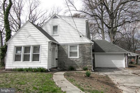 819 Bartram Ave, Collingdale, PA 19023