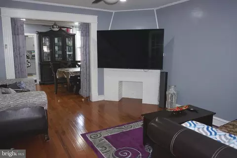 238 Avon Rd, Upper Darby, PA 19082 photo 5
