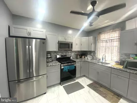 238 Avon Rd, Upper Darby, PA 19082 photo 16