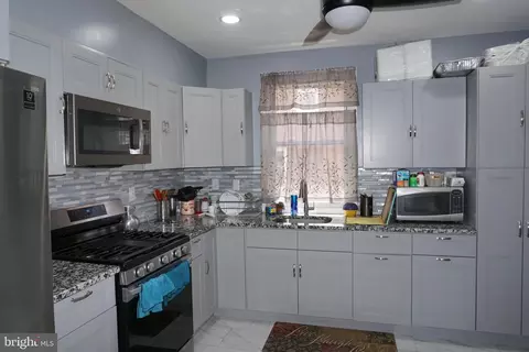 238 Avon Rd, Upper Darby, PA 19082 photo 13