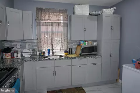238 Avon Rd, Upper Darby, PA 19082 photo 12