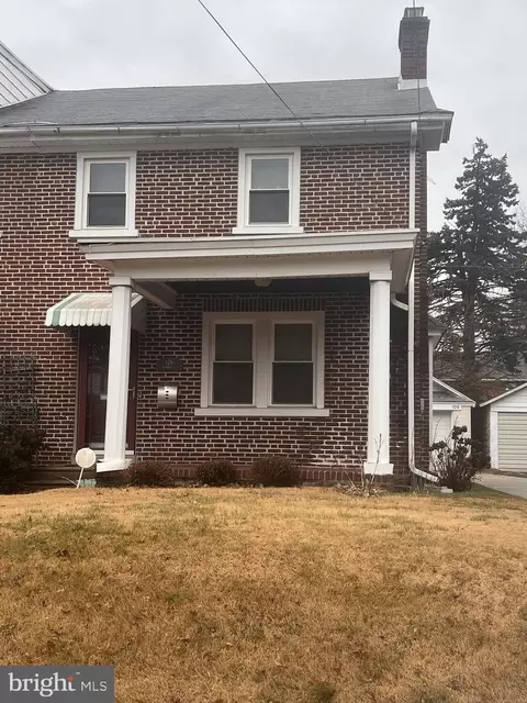 126 W Mowry St, Chester, PA 19013