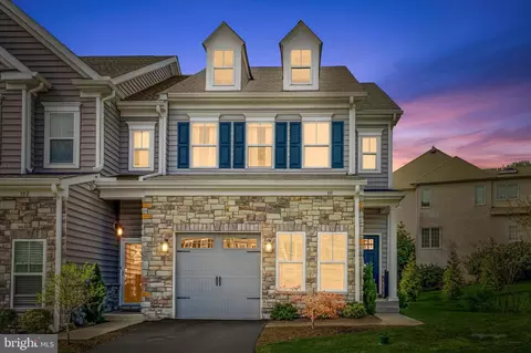 101 Trotters Ct #11, Newtown Square, PA 19073