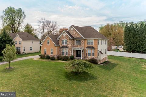 19 Millridge Dr, Aston, PA 19014