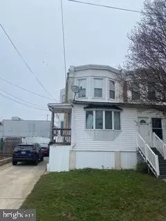 228 Cedar Ave, Holmes, PA 19043