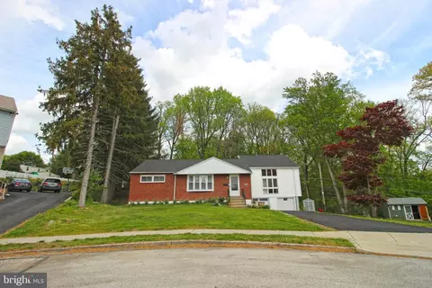 10 Fawn Ln, Newtown Square, PA 19073