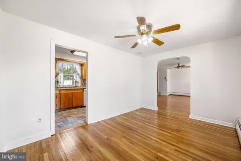 601 E Springfield Rd, Springfield, PA 19064 photo 5