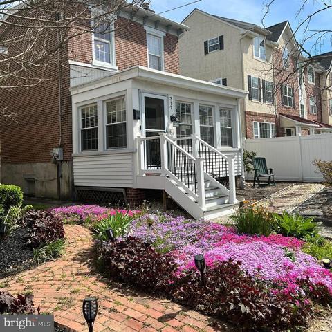 317 W 4th St, Media, PA 19063