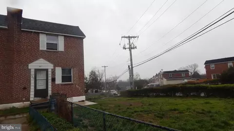 2027 Delmar Dr, Folcroft, PA 19032