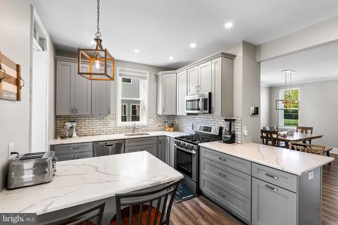 110 Nevin St, Ridley Park, PA 19078