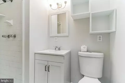 240 Maypole Rd, Upper Darby, PA 19082 photo 15