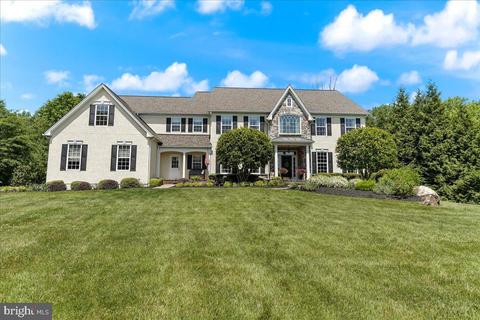 3237 Logan Ln, Garnet Valley, PA 19060