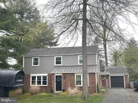 123 Mulberry Ln, Newtown Square, PA 19073