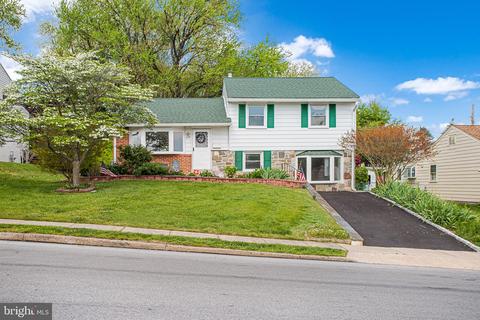 359 Warren Blvd, Broomall, PA 19008