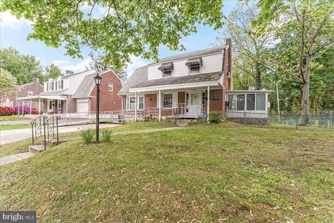 615 Maine Ave, Aldan, PA 19018
