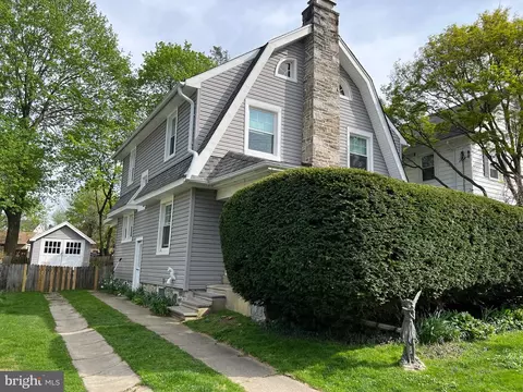 105 Hathaway Ln, Havertown, PA 19083