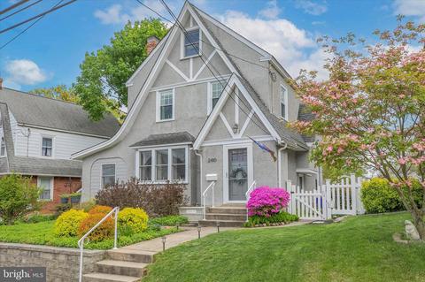 2410 Linden Dr, Havertown, PA 19083