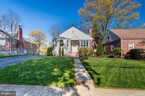 34 Barren Rd, Newtown Square, PA 19073