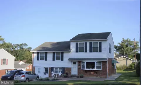 611 Marshall Rd, Brookhaven, PA 19015