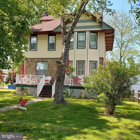 409 Harrison Ave, Norwood, PA 19074