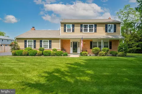 605 Farview Ave, Newtown Square, PA 19073
