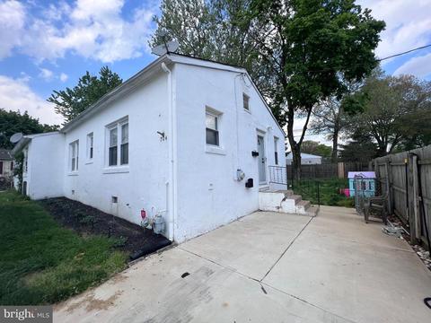 704 Atlanta Ct, Wallingford, PA 19086