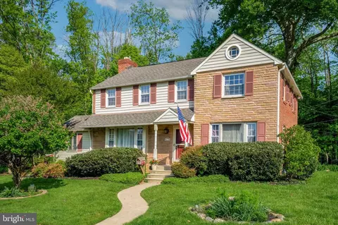 5115 Bond Ave, Drexel Hill, PA 19026