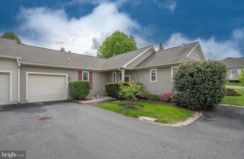 30 W Houndpack Way, Glen Mills, PA 19342