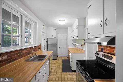 213 E Rose Valley Rd, Wallingford, PA 19086 photo 13