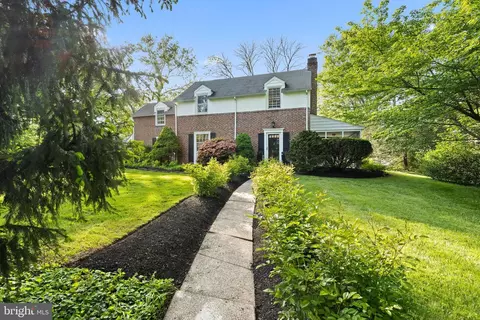 213 E Rose Valley Rd, Wallingford, PA 19086 photo 3