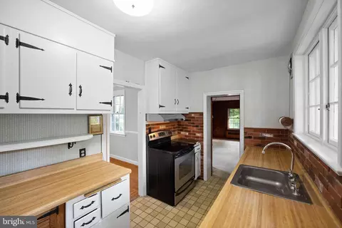 213 E Rose Valley Rd, Wallingford, PA 19086 photo 14