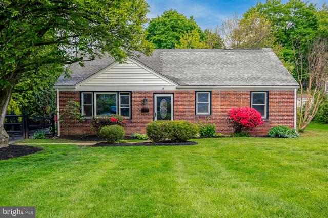 28 Longwood Dr, Wayne, PA 19087