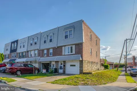 134 Ivy Ct, Upper Darby, PA 19082