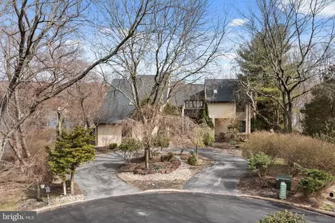 34 Springton Pointe Dr, Newtown Square, PA 19073