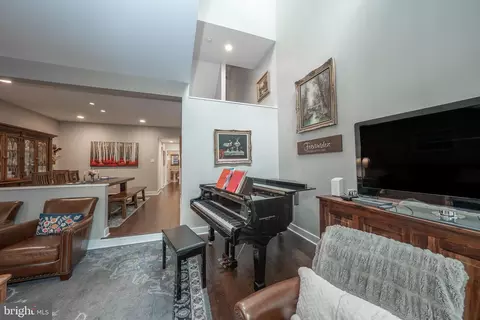 37 Greythorne Woods Cir, Wayne, PA 19087 photo 15