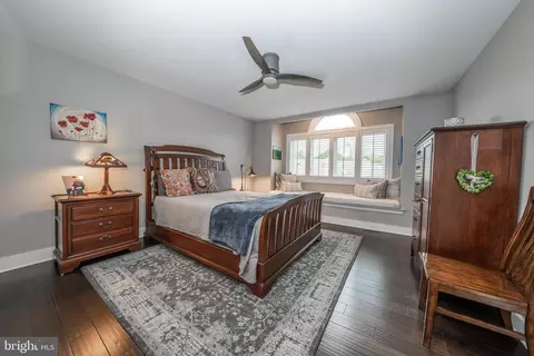 37 Greythorne Woods Cir, Wayne, PA 19087 photo 22