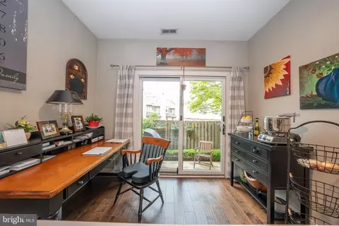 37 Greythorne Woods Cir, Wayne, PA 19087 photo 8
