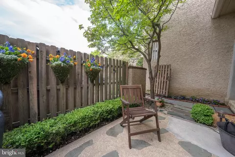 37 Greythorne Woods Cir, Wayne, PA 19087 photo 35