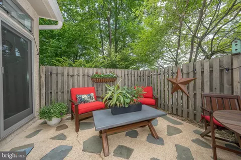 37 Greythorne Woods Cir, Wayne, PA 19087 photo 39