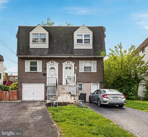 830 School Ln, Folcroft, PA 19032