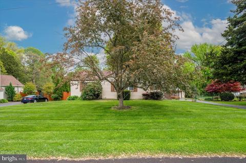 2517 Larkin Rd, Upper Chichester, PA 19061