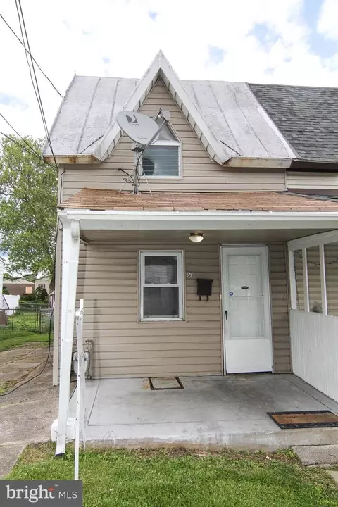 51 S Sycamore Ave, Clifton Heights, PA 19018