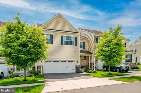 16 Kaila Ct, Media, PA 19063
