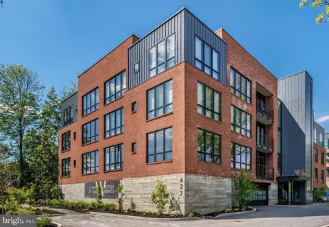 427 E Lancaster Ave #1104, Wayne, PA 19087