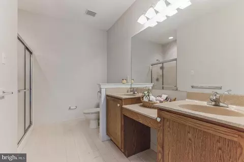 53 Dresner Cir, Boothwyn, PA 19061 photo 16