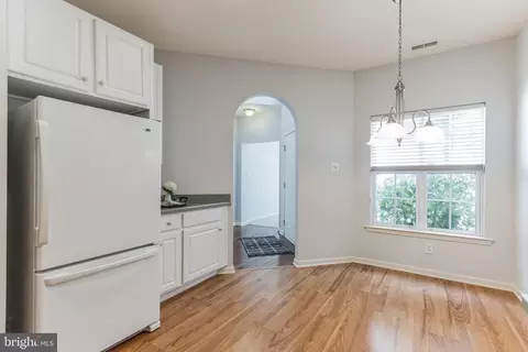 53 Dresner Cir, Boothwyn, PA 19061 photo 6