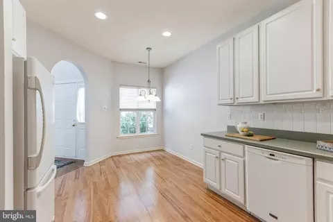 53 Dresner Cir, Boothwyn, PA 19061 photo 7
