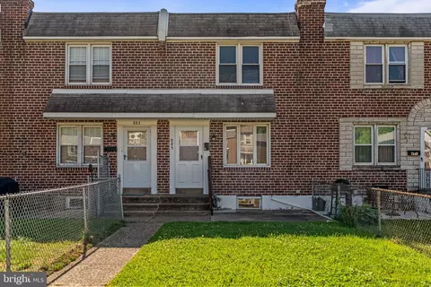 885 Taylor Dr, Folcroft, PA 19032